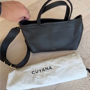 Cuyana Mini Easy Zipper Tote in Black Leather